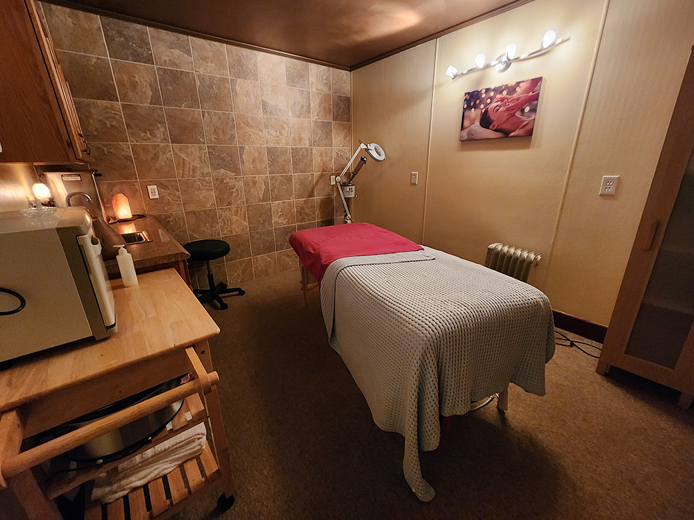 Facial – Massage Room Facial - Massage Room